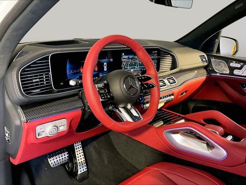 New 2026 Mercedes-Benz GLS 63 AMG 4MATIC image 9