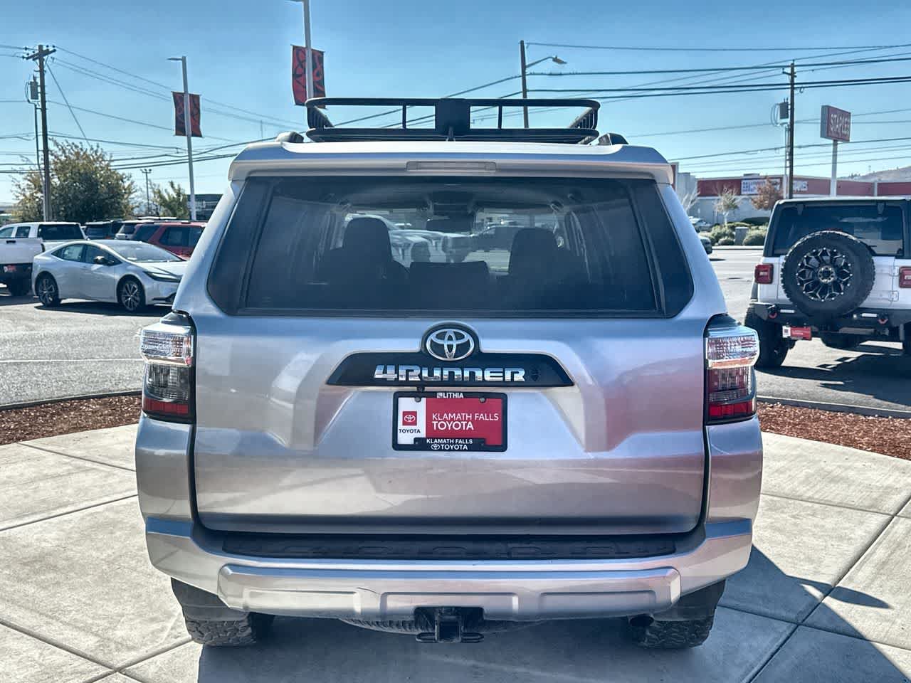 Used 2021 Toyota 4Runner TRD Off-Road AWD/4WD image 4
