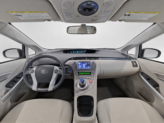 Used 2015 Toyota Prius Three w/ Solar Roof Package FWD image 13
