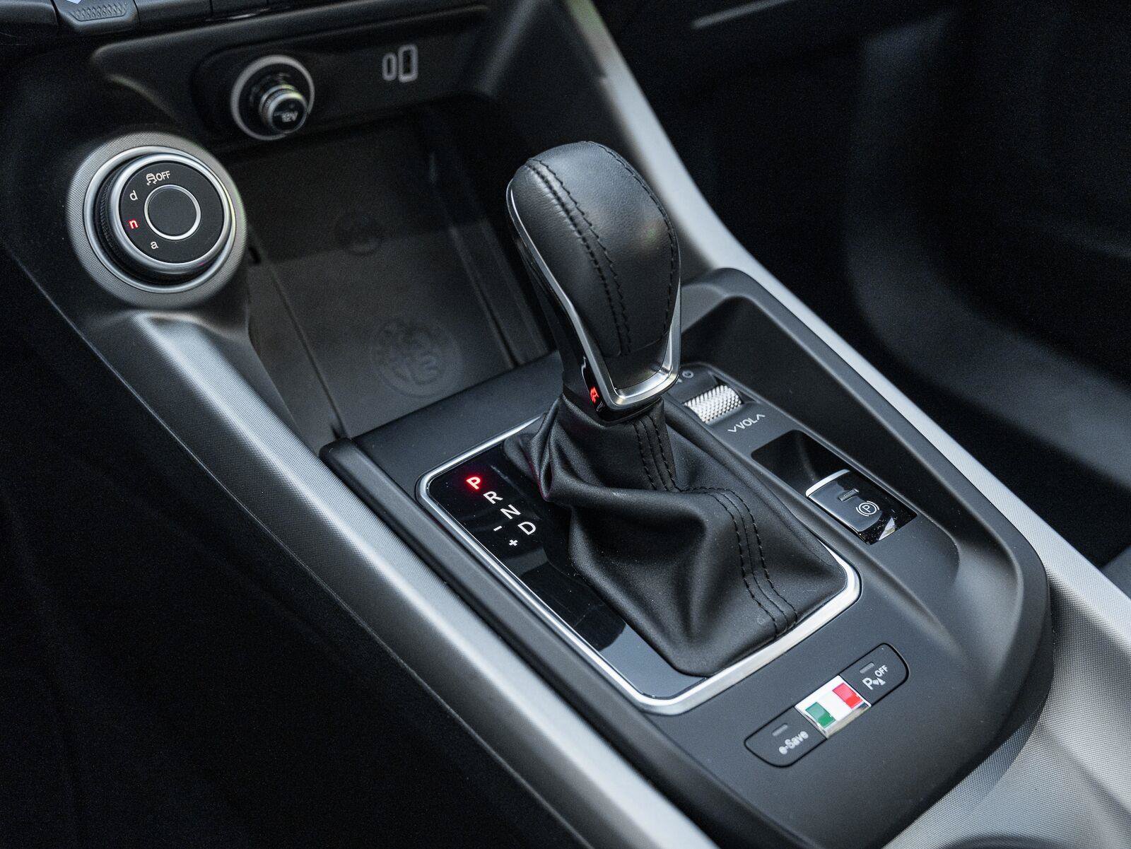 Used 2024 Alfa Romeo Tonale Ti AWD/4WD image 31