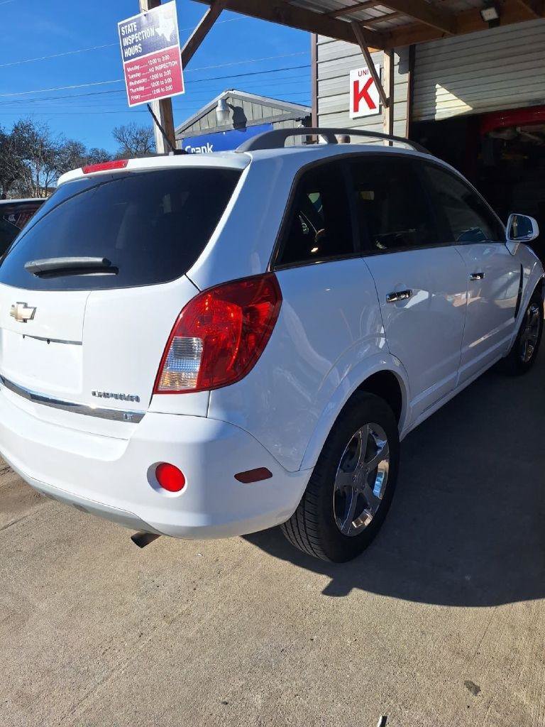 Used 2013 Chevrolet Captiva Sport LT FWD image 8