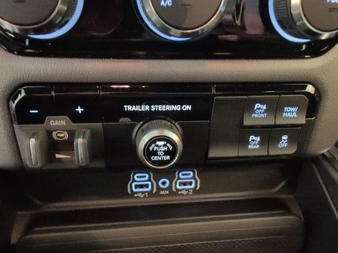 New 2026 RAM 1500 Big Horn w/ Night Edition image 26