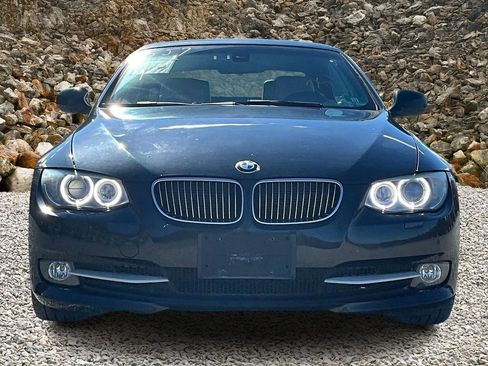 Used 2013 BMW 328i Convertible image 3