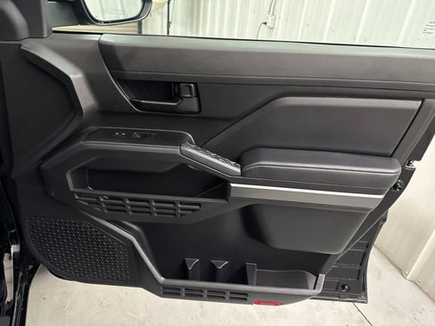 Used 2024 Toyota Tacoma SR5 RWD image 15