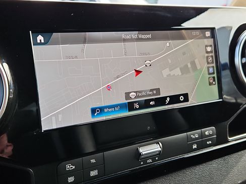 Used 2023 Mercedes-Benz Sprinter 2500 image 19