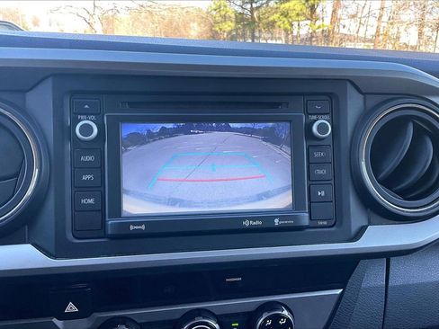 Used 2017 Toyota Tacoma SR5 w/ Tow Package image 14