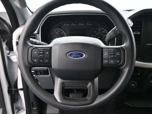 Used 2023 Ford F150 XLT image 2