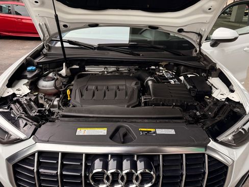 Used 2020 Audi Q3 2.0T Premium image 29