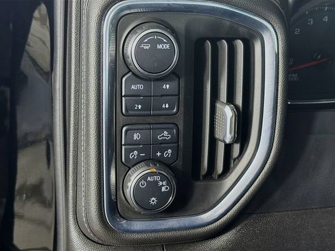 Used 2021 Chevrolet Silverado 1500 RST w/ Z71 Off-Road Package AWD/4WD image 11