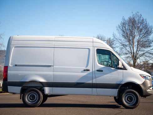 New 2026 Mercedes-Benz Sprinter 144 Cargo image 5