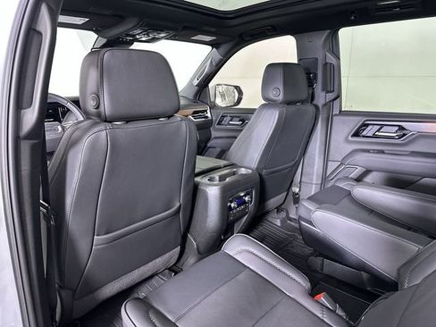 New 2026 GMC Yukon Denali w/ Sun & Power Step Package image 22