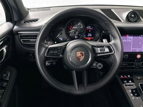 Certified 2025 Porsche Macan GTS AWD/4WD image 18