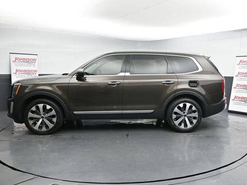 Used 2022 Kia Telluride S image 5