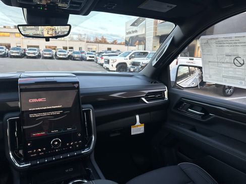 New 2026 GMC Yukon XL Elevation w/ Elevation Premium Package image 16