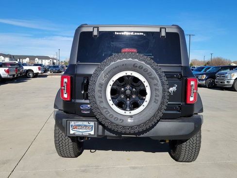 New 2025 Ford Bronco Outer Banks w/ Sasquatch Package image 9