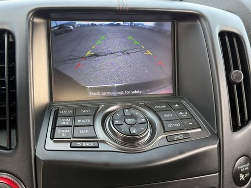 Used 2017 Nissan 370Z NISMO image 27