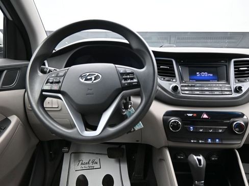 Used 2016 Hyundai Tucson SE w/ Option Group 02 AWD/4WD image 13