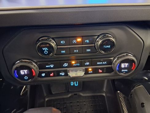 Used 2024 Ford Bronco Raptor AWD/4WD image 32