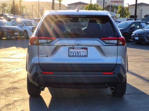 Used 2025 Toyota RAV4 LE image 7