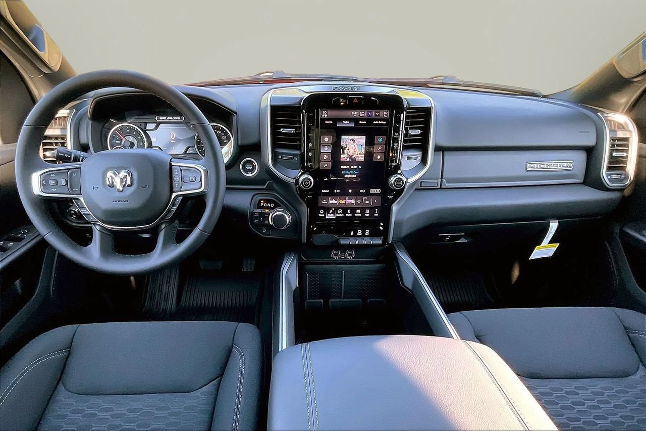 New 2026 RAM 1500 Big Horn AWD/4WD image 9