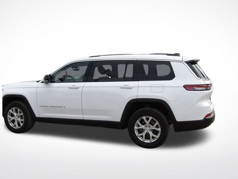 Used 2023 Jeep Grand Cherokee L Limited AWD/4WD image 30