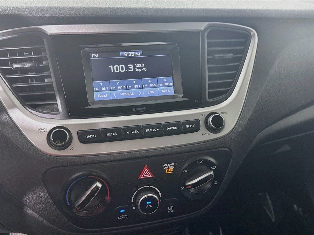 Used 2020 Hyundai Accent SE FWD image 17