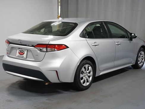 Used 2022 Toyota Corolla LE FWD image 8