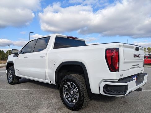 Used 2025 GMC Sierra 1500 AT4 image 19