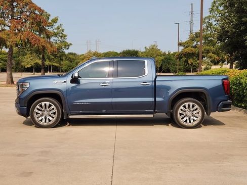 Used 2025 GMC Sierra 1500 Denali w/ Denali Reserve Package AWD/4WD image 4