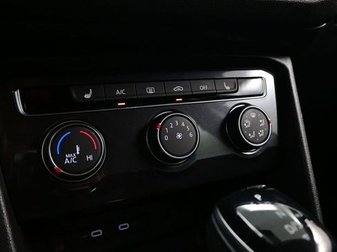Used 2022 Volkswagen Tiguan S FWD image 22