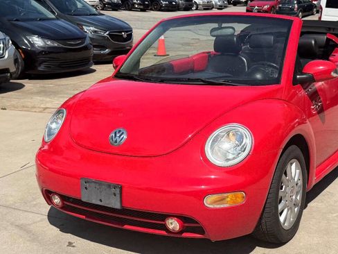 Used 2004 Volkswagen Beetle GLS FWD image 9