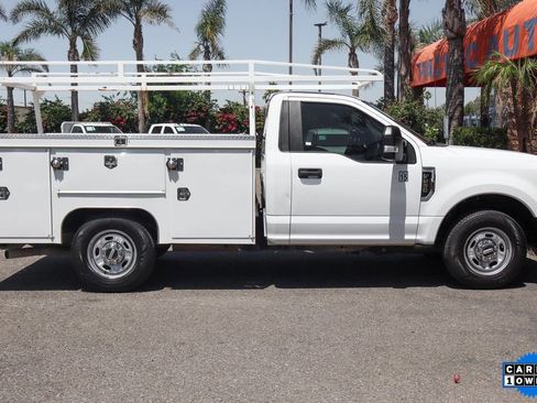 Used 2017 Ford F250 XL w/ Power Equipment Group image 12