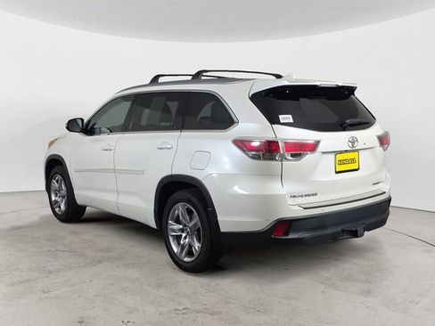 Used 2016 Toyota Highlander Limited AWD/4WD image 3