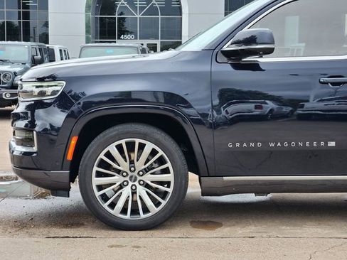 Certified 2022 Jeep Grand Wagoneer Series III AWD/4WD image 9