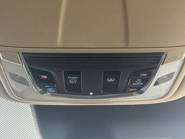 Used 2019 Acura RDX w/ Advance Package FWD image 17