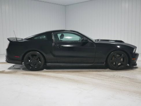 Used 2012 Ford Mustang GT Premium w/ Brembo Brake Pkg image 4