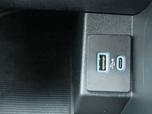 Certified 2024 Ford Edge SEL image 26