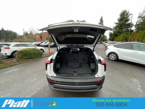 Used 2024 Chevrolet Blazer EV LT image 55