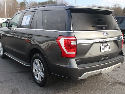 Used 2019 Ford Expedition XLT w/ Equipment Group 202A image 5