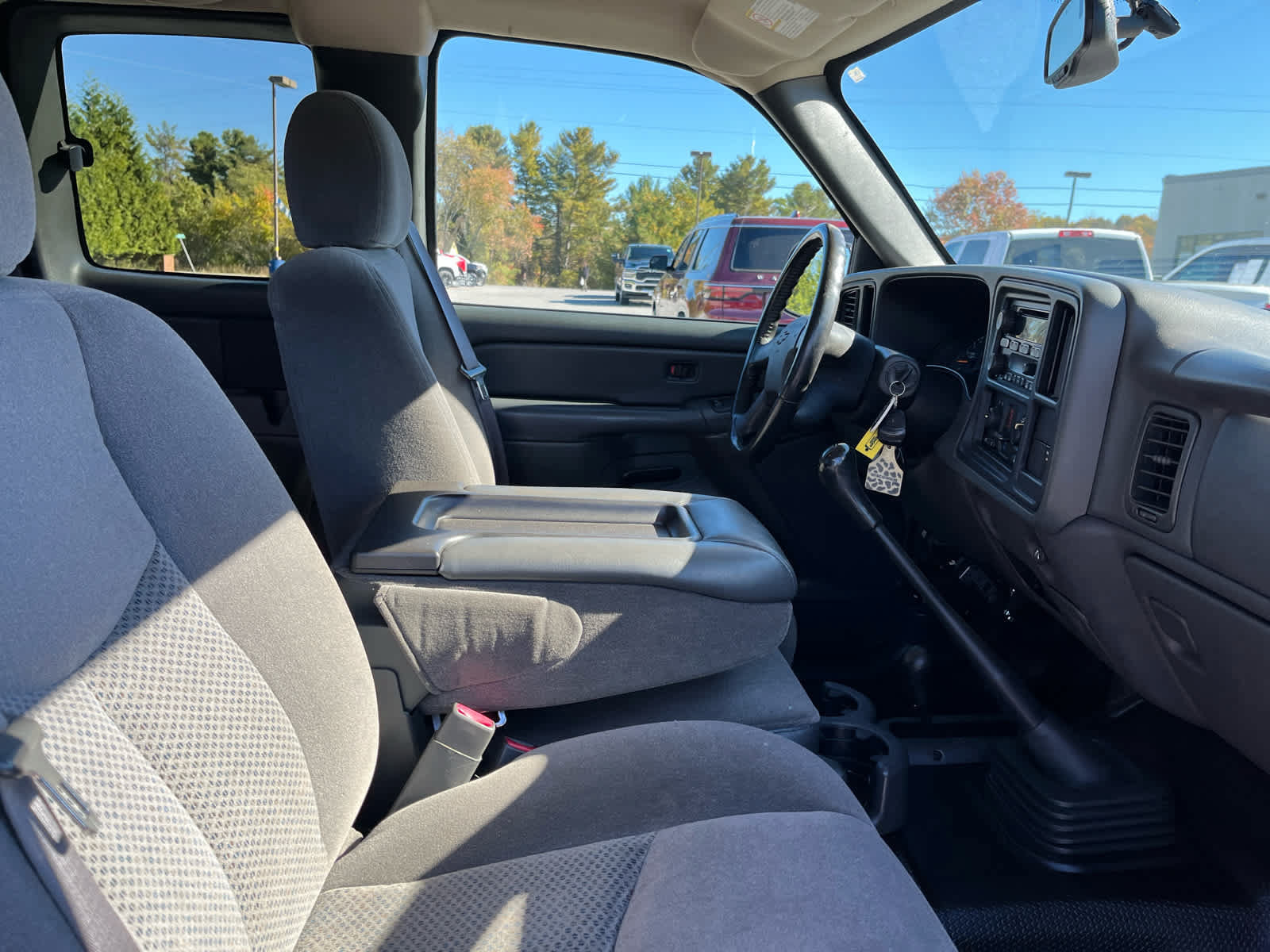 Used 2007 Chevrolet Silverado 2500 LT AWD/4WD image 28
