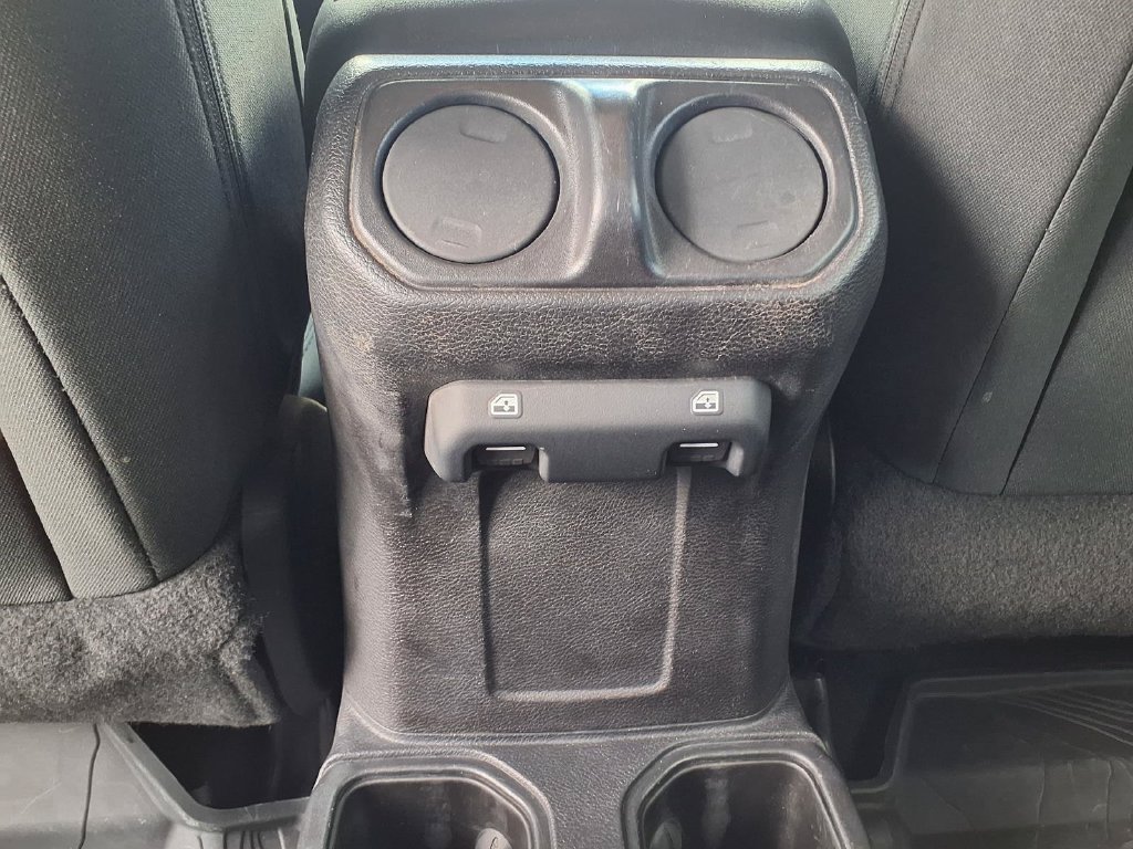 Used 2019 Jeep Wrangler Unlimited Sport S AWD/4WD image 19