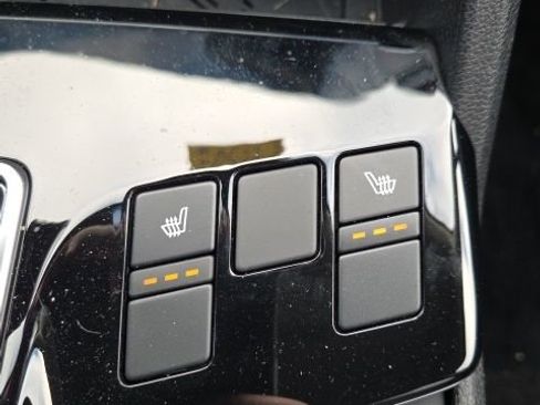 Used 2025 Kia Sportage EX image 36
