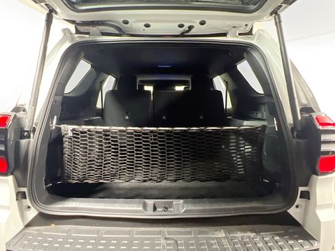 Used 2025 Toyota 4Runner TRD Off-Road Premium AWD/4WD image 34