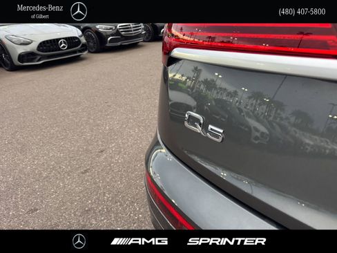 Used 2021 Audi Q5 e Premium Plus w/ Premium Plus Package image 5