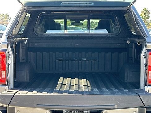 Used 2022 GMC Sierra 1500 Denali w/ Driver Alert Package II image 19