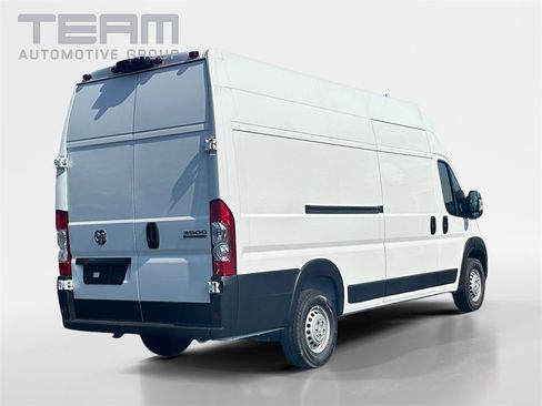 New 2024 RAM ProMaster 3500 w/ Convenience Group image 7