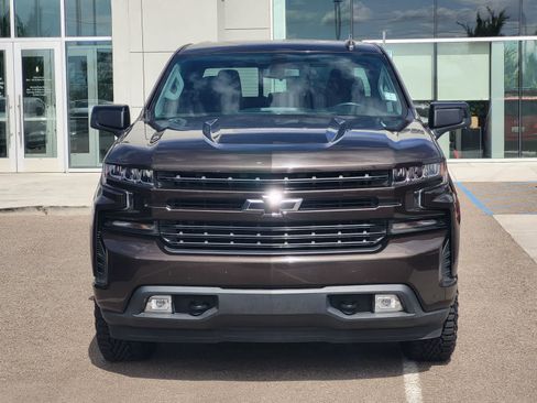 Used 2019 Chevrolet Silverado 1500 RST AWD/4WD image 2