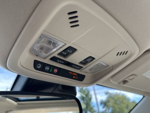 Used 2024 Chevrolet Malibu LT image 24