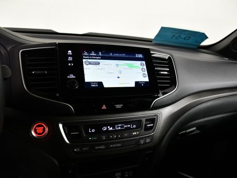 Certified 2023 Honda Passport TrailSport image 25