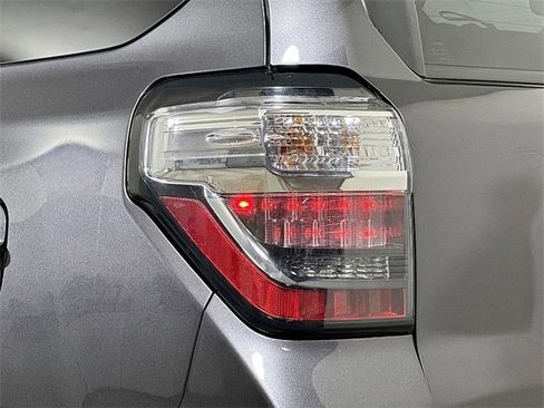 Used 2021 Toyota 4Runner SR5 image 32